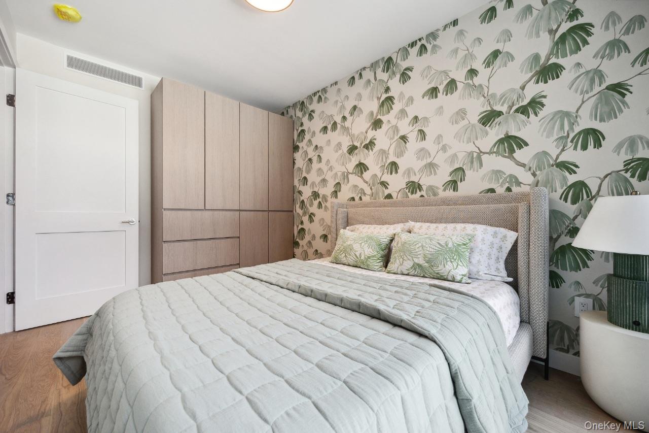 143-58 38th Avenue, Unit 320 photo 18