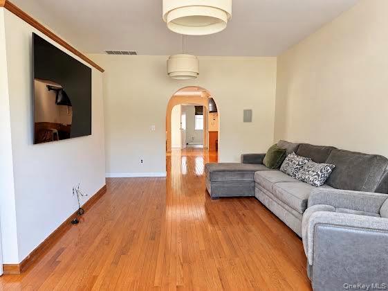 2076 Boston Post Road, Unit 2nd fl-fro photo 11
