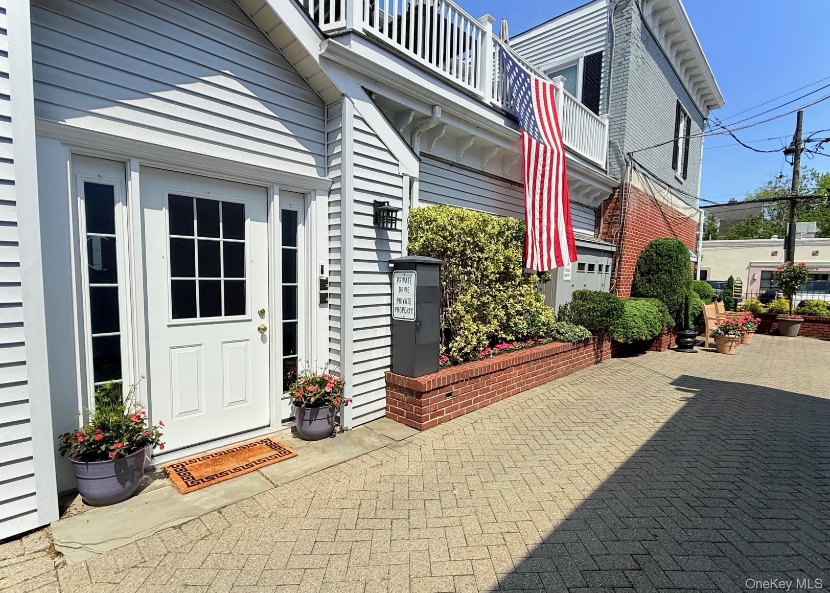 2076 Boston Post Road, Unit 2nd fl-fro
