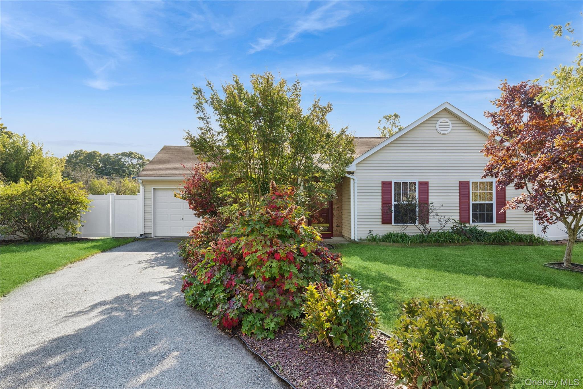18 Segal Avenue – For Sale photo 3