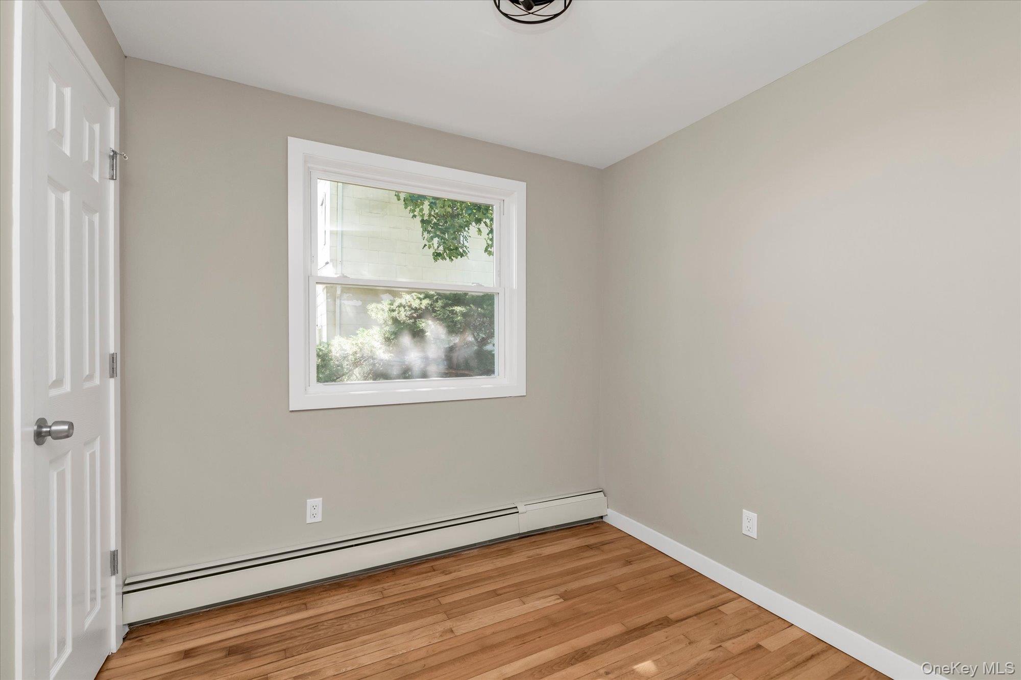 16 Marwood Road N, Unit 1 photo 11