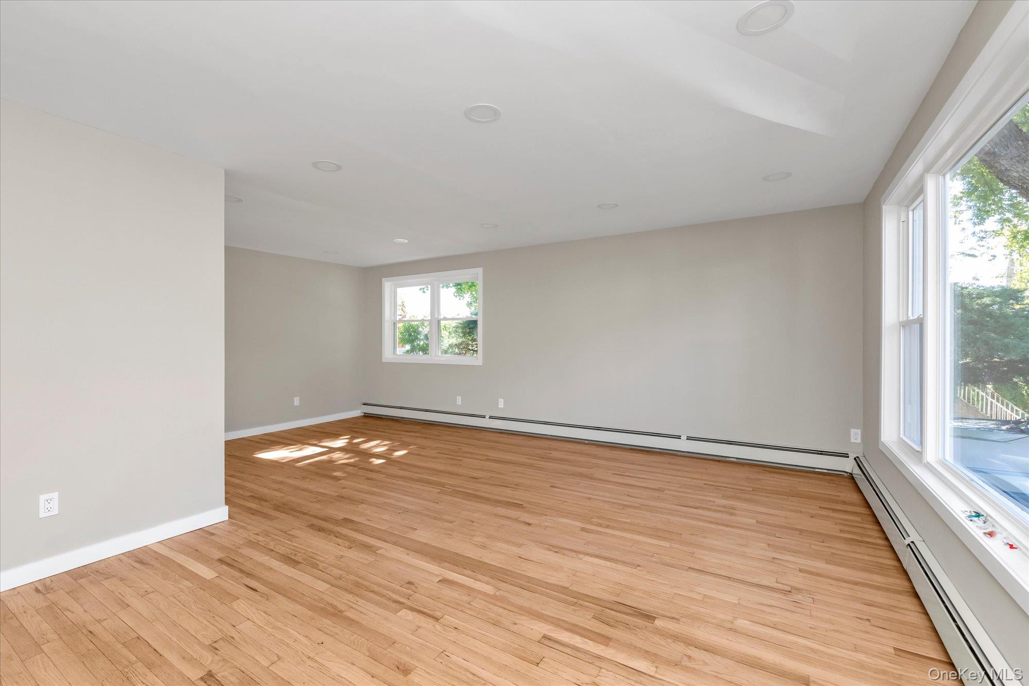 16 Marwood Road N, Unit 1 photo 6