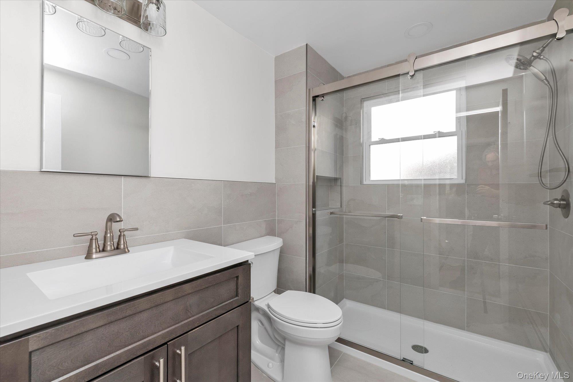 16 Marwood Road N, Unit 1 photo 14