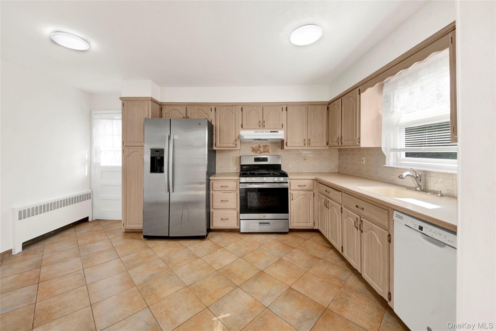 355 5th Avenue – For Sale photo 5