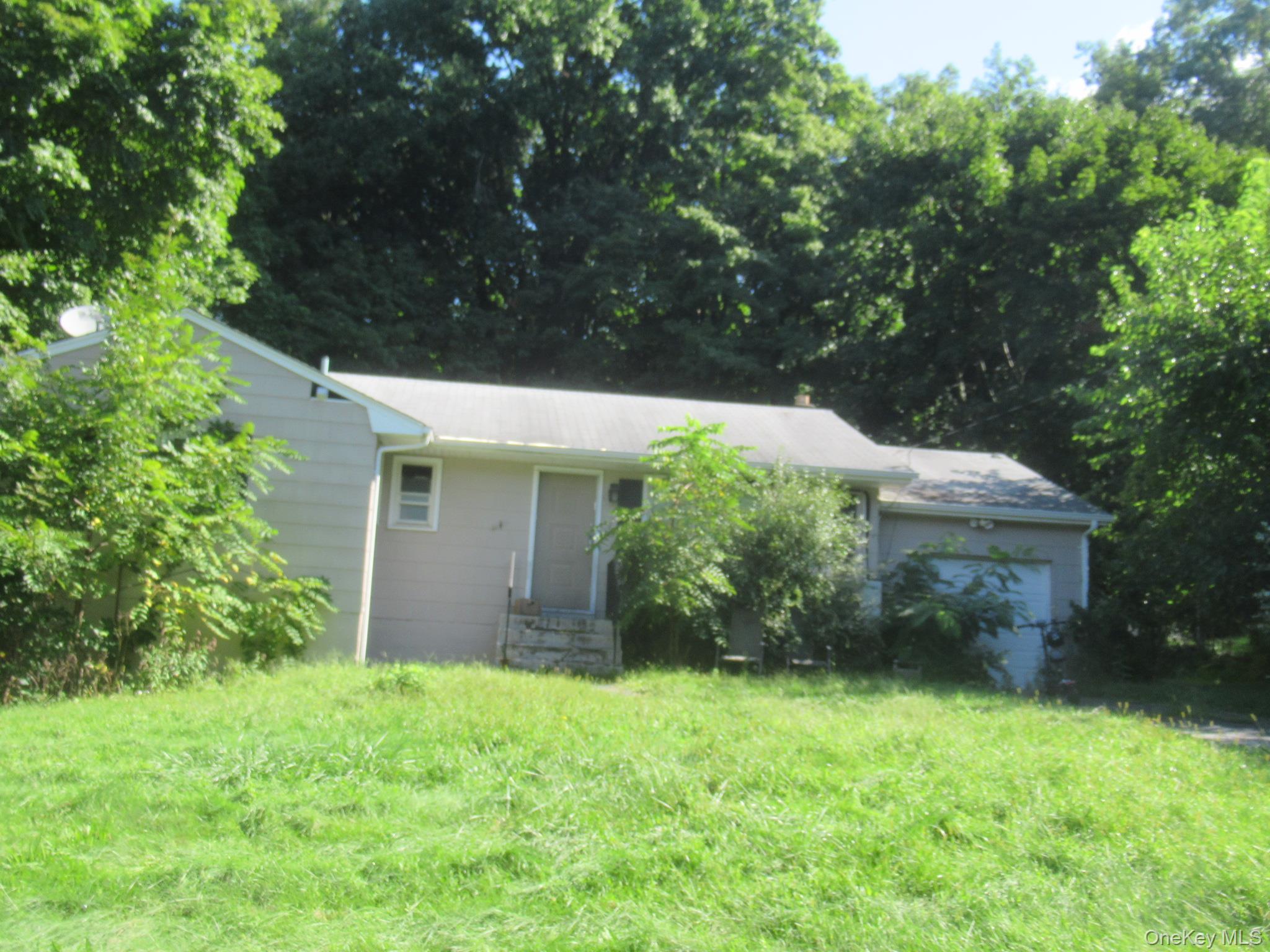 7 Merriewold Lane S – For Sale photo 4