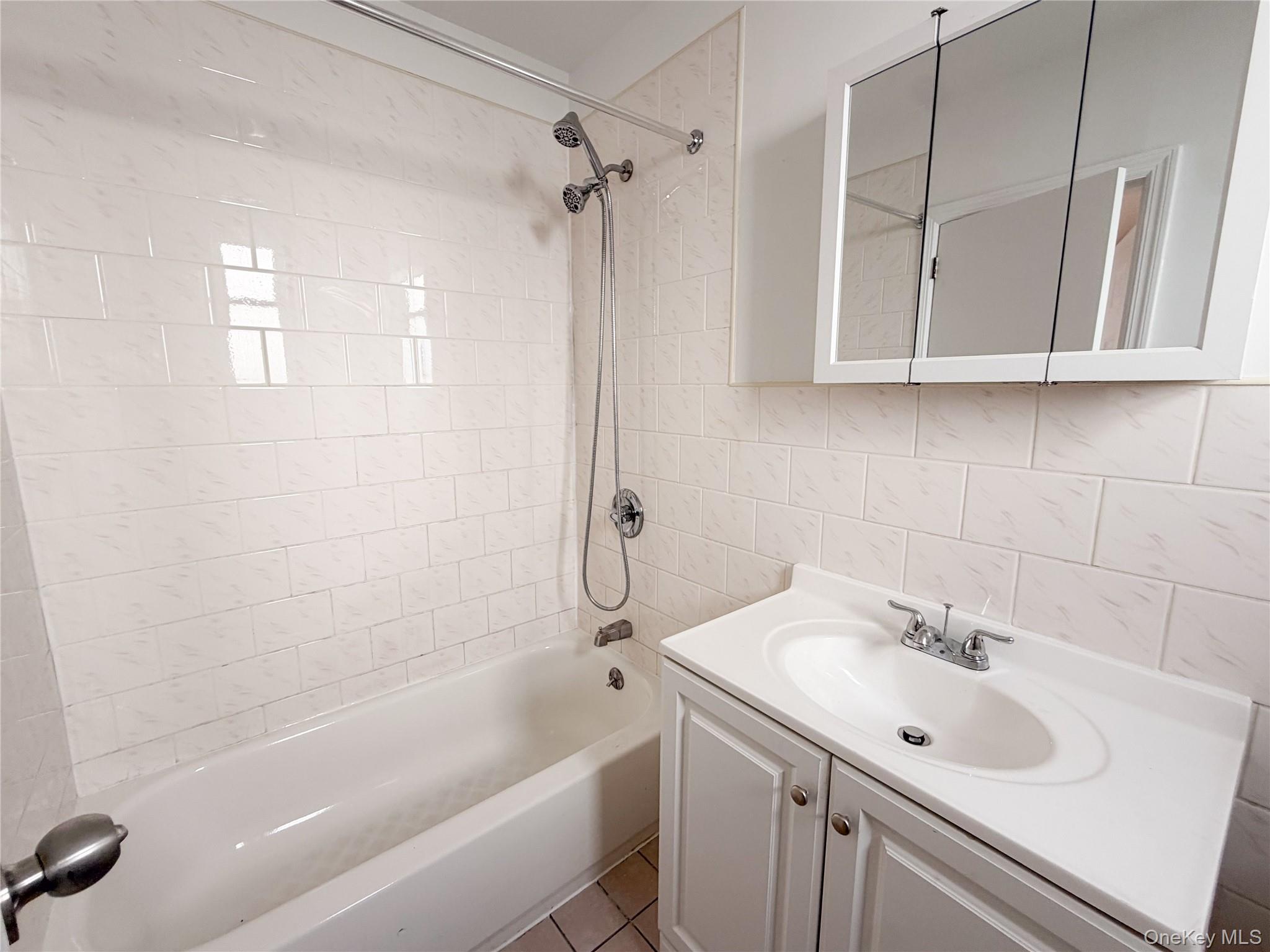 3232 60th Street, Unit 2 photo 11