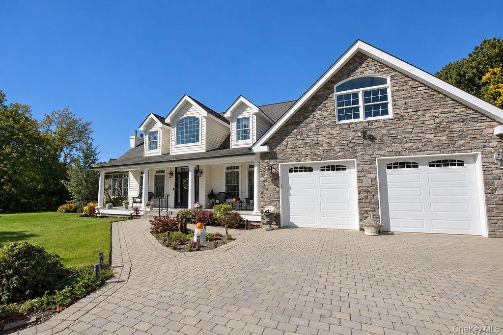 7 Heller Court – For Sale photo 5