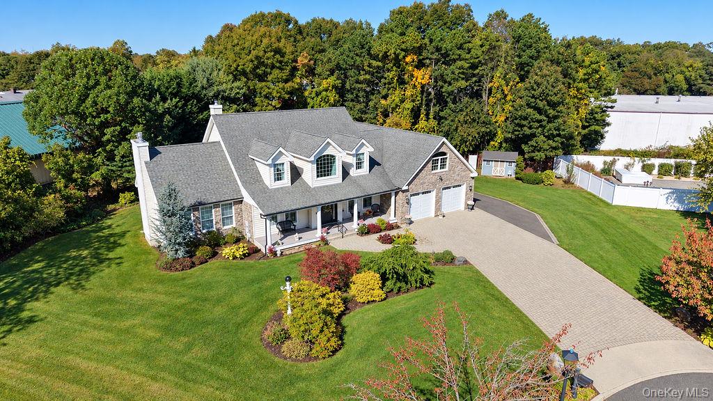 7 Heller Court – For Sale photo 3
