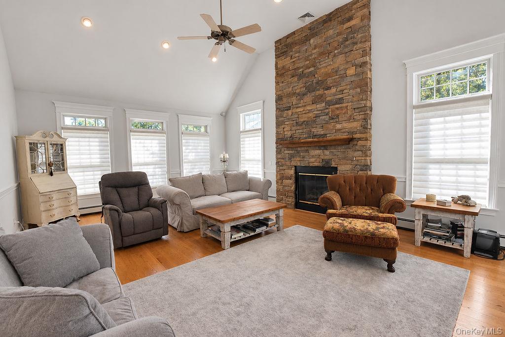 7 Heller Court – For Sale photo 18