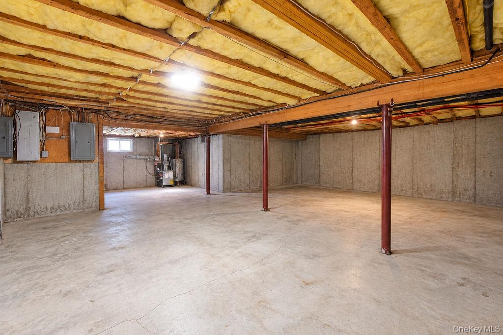 7 Heller Court – For Sale photo 39