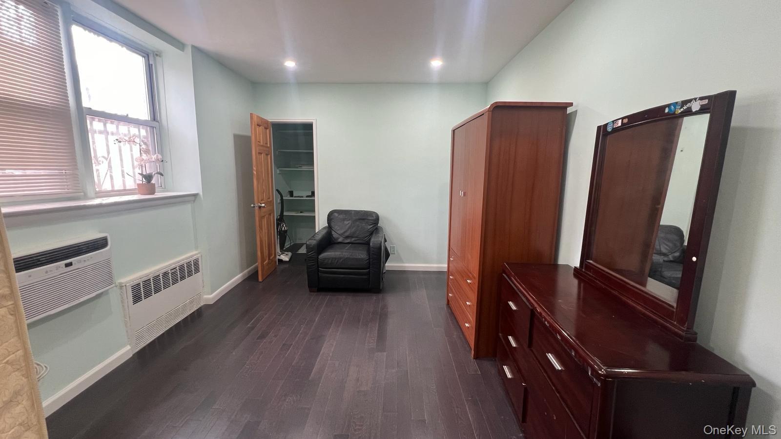 390 Rugby RD, Unit L1 photo 10