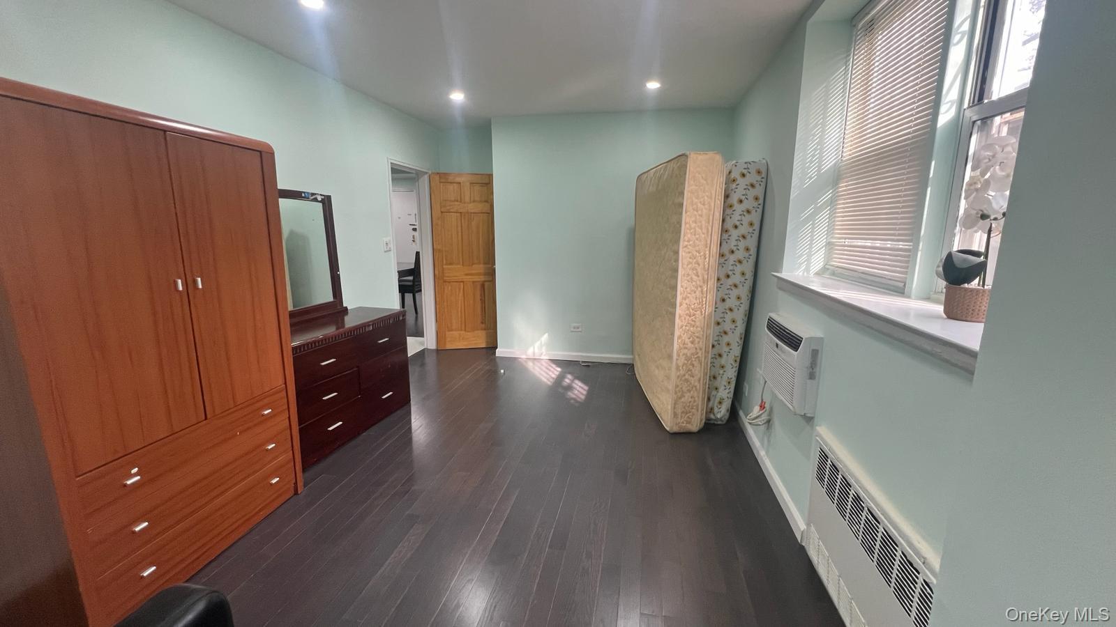 390 Rugby RD, Unit L1