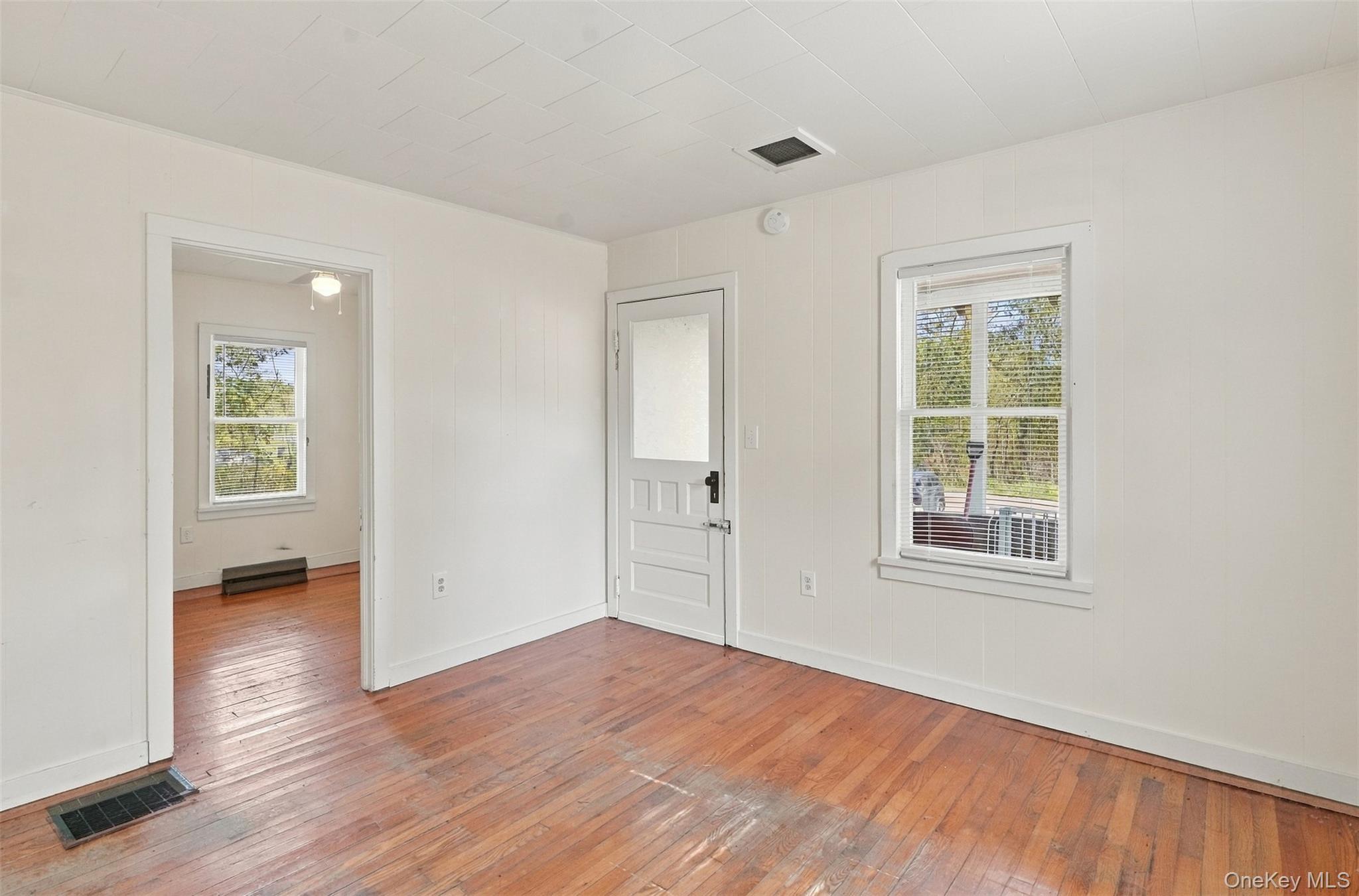 421 Forest Road – For Sale photo 7