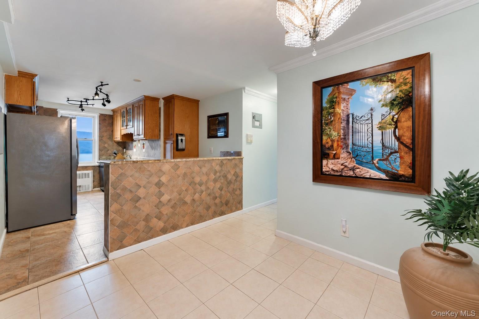 709 Warburton, Unit 3C photo 6