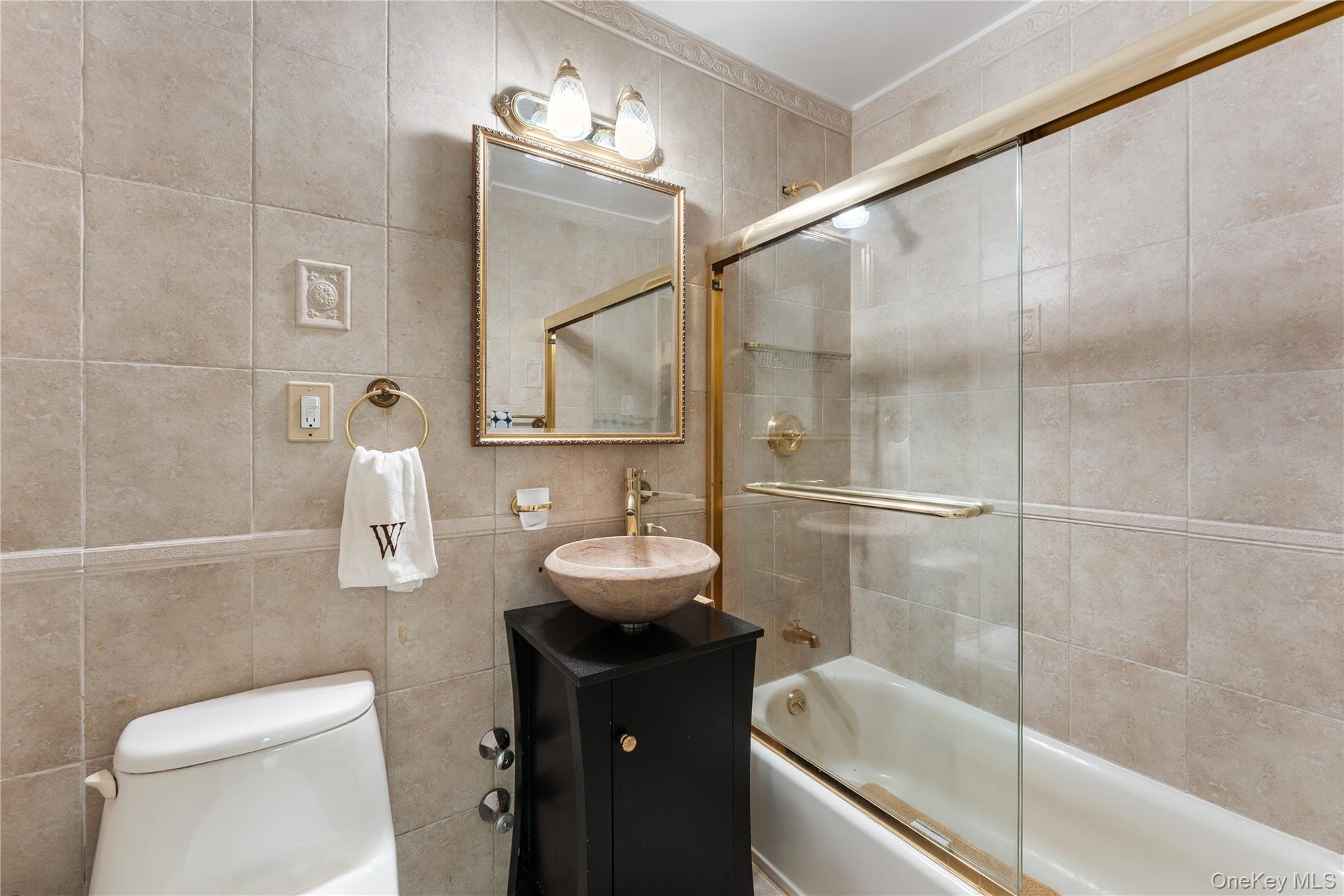 709 Warburton, Unit 3C photo 18