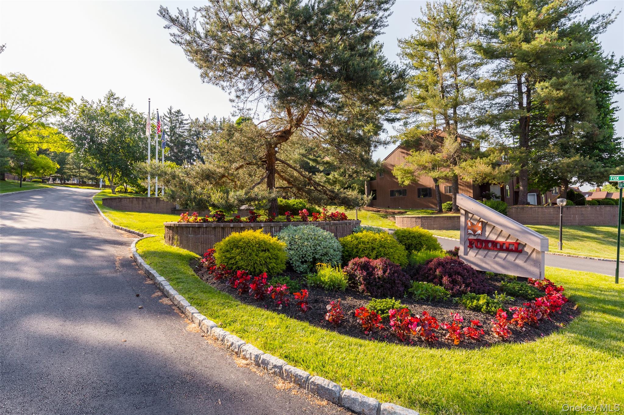 4004 Deer Path – For Sale photo 24