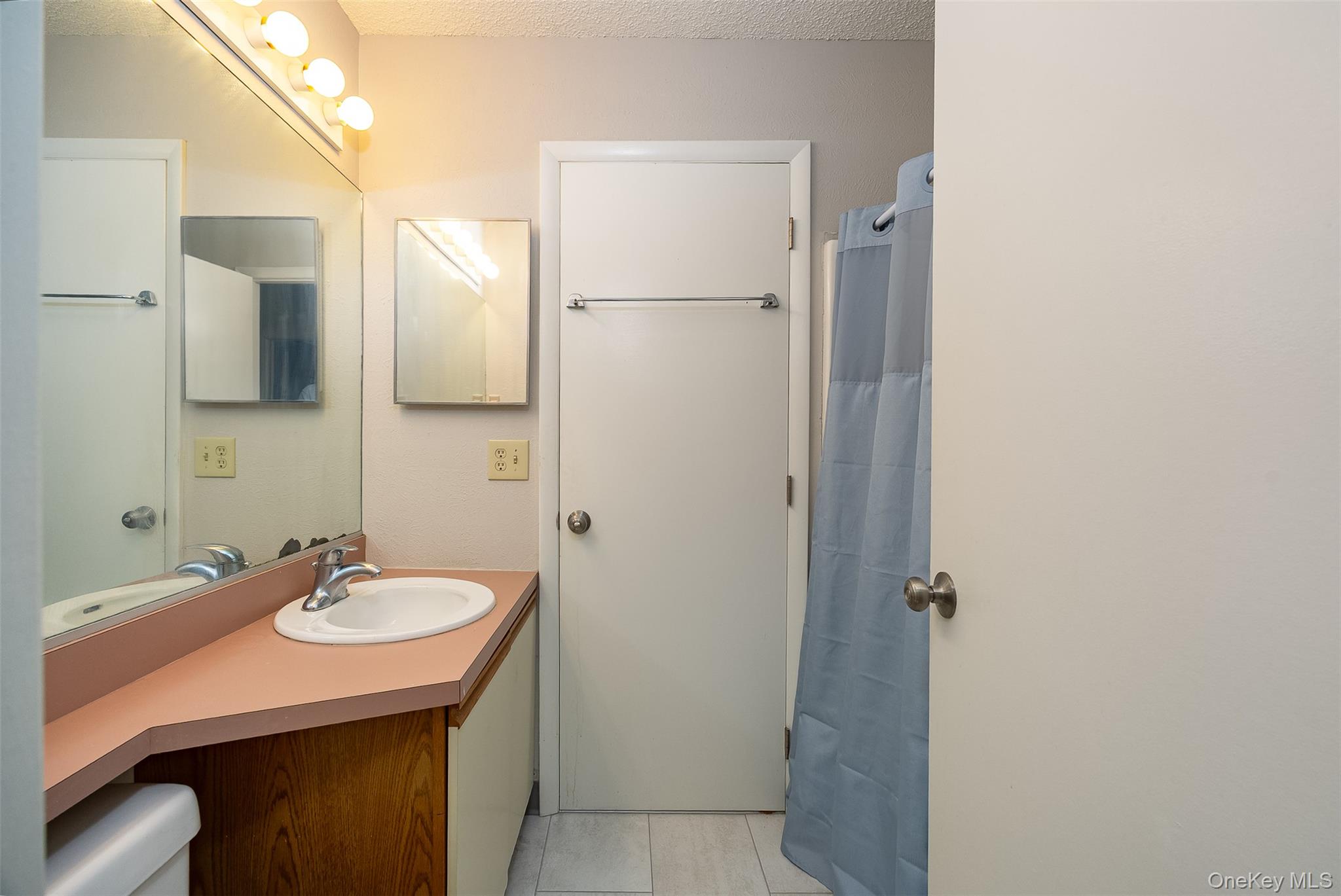 4004 Deer Path – For Sale photo 13