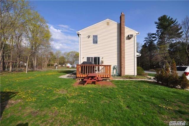 18 Larsen Avenue – For Sale photo 2