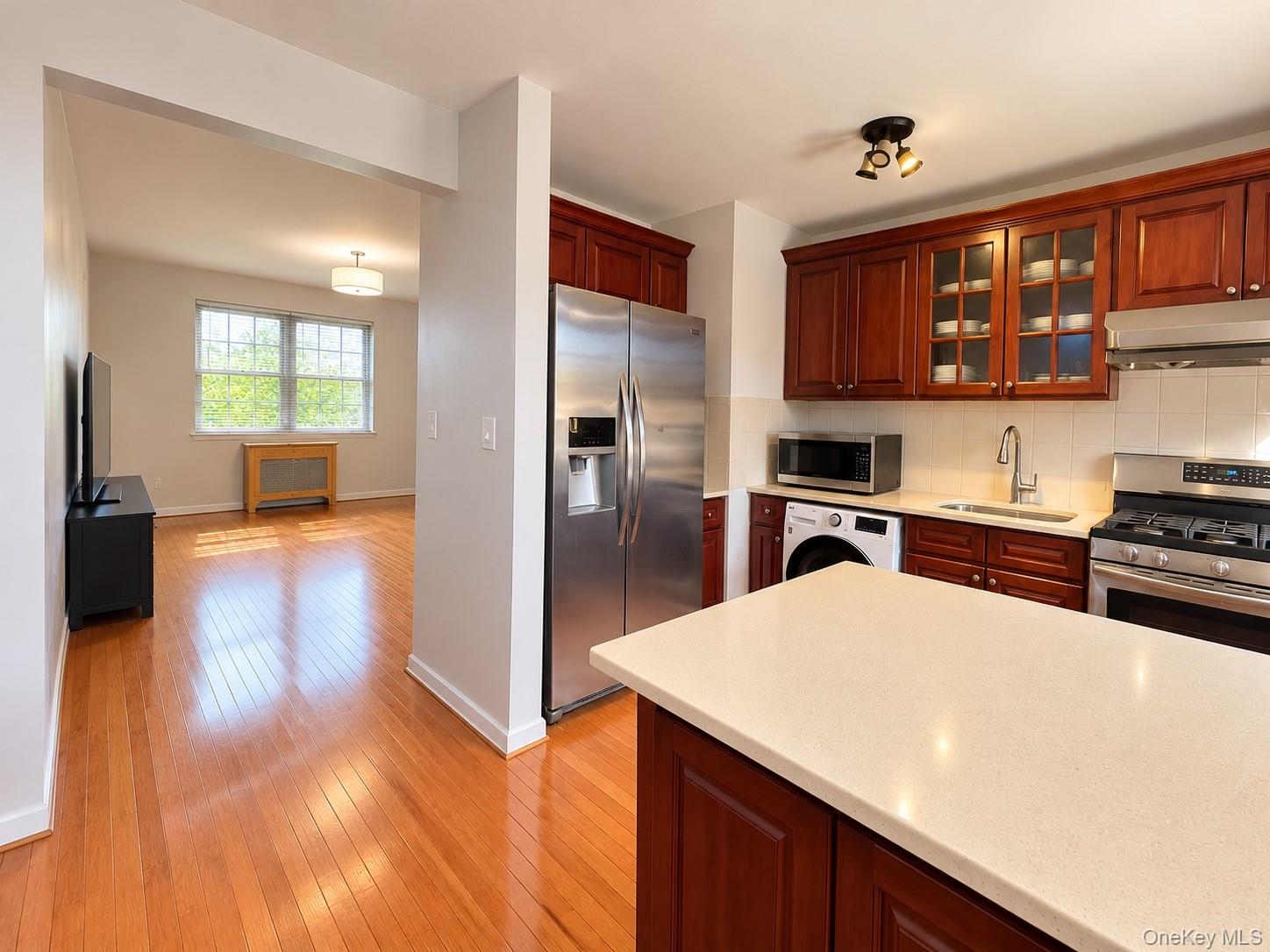 136-51 Jewel Ave, Unit A photo 7