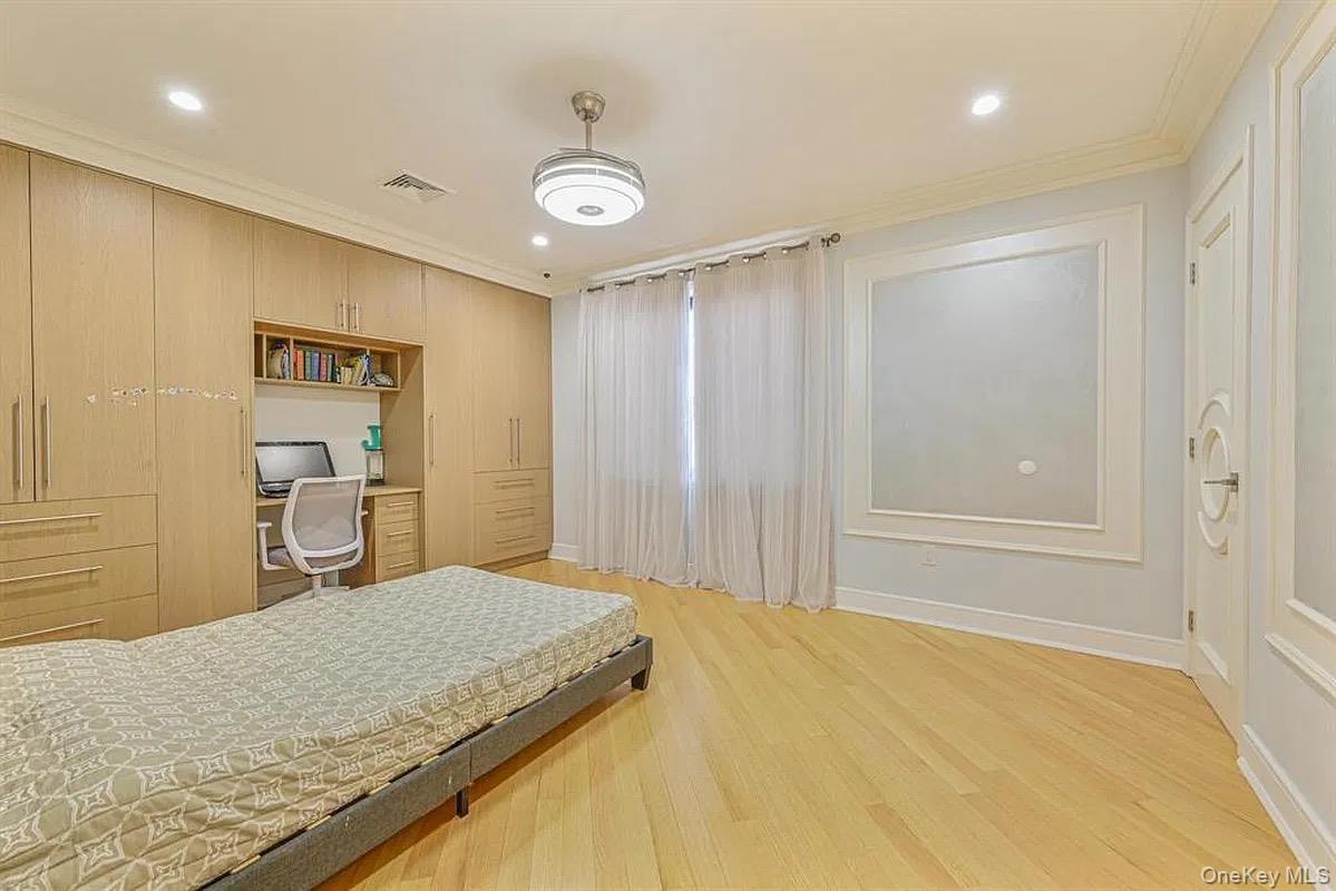 9921 62nd Drive – For Rent photo 9