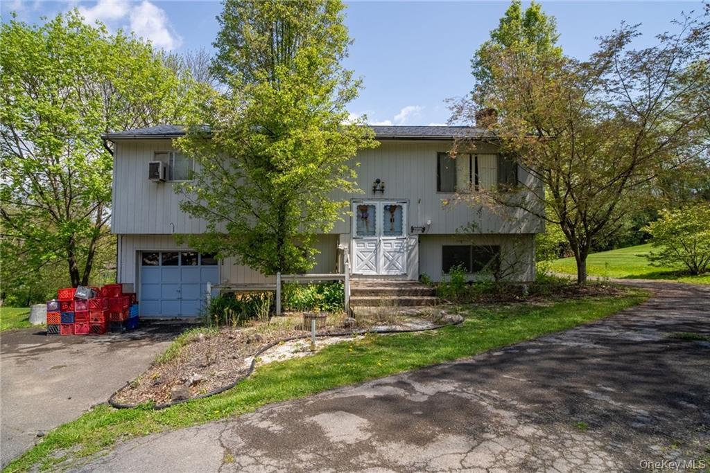 52 Surrey Road – For Rent