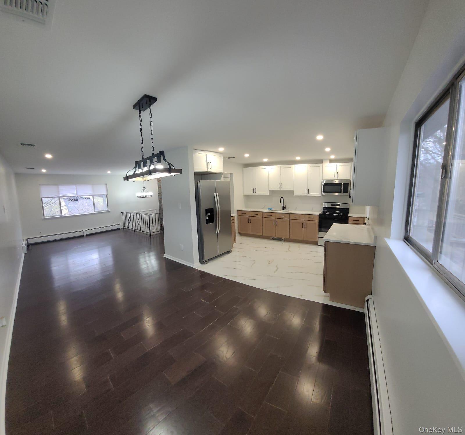 52 Surrey Road – For Rent photo 4