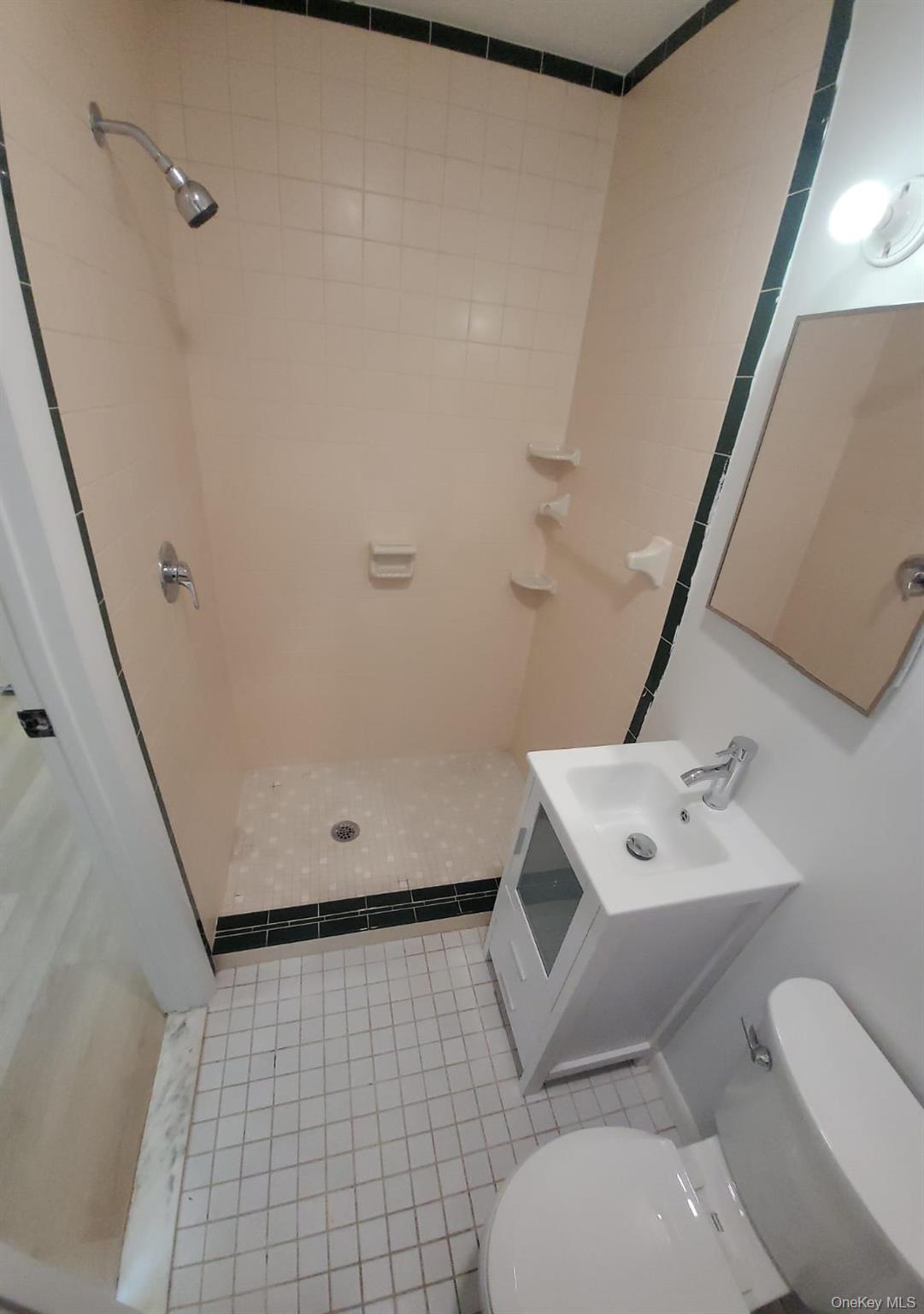 52 Surrey Road – For Rent photo 14