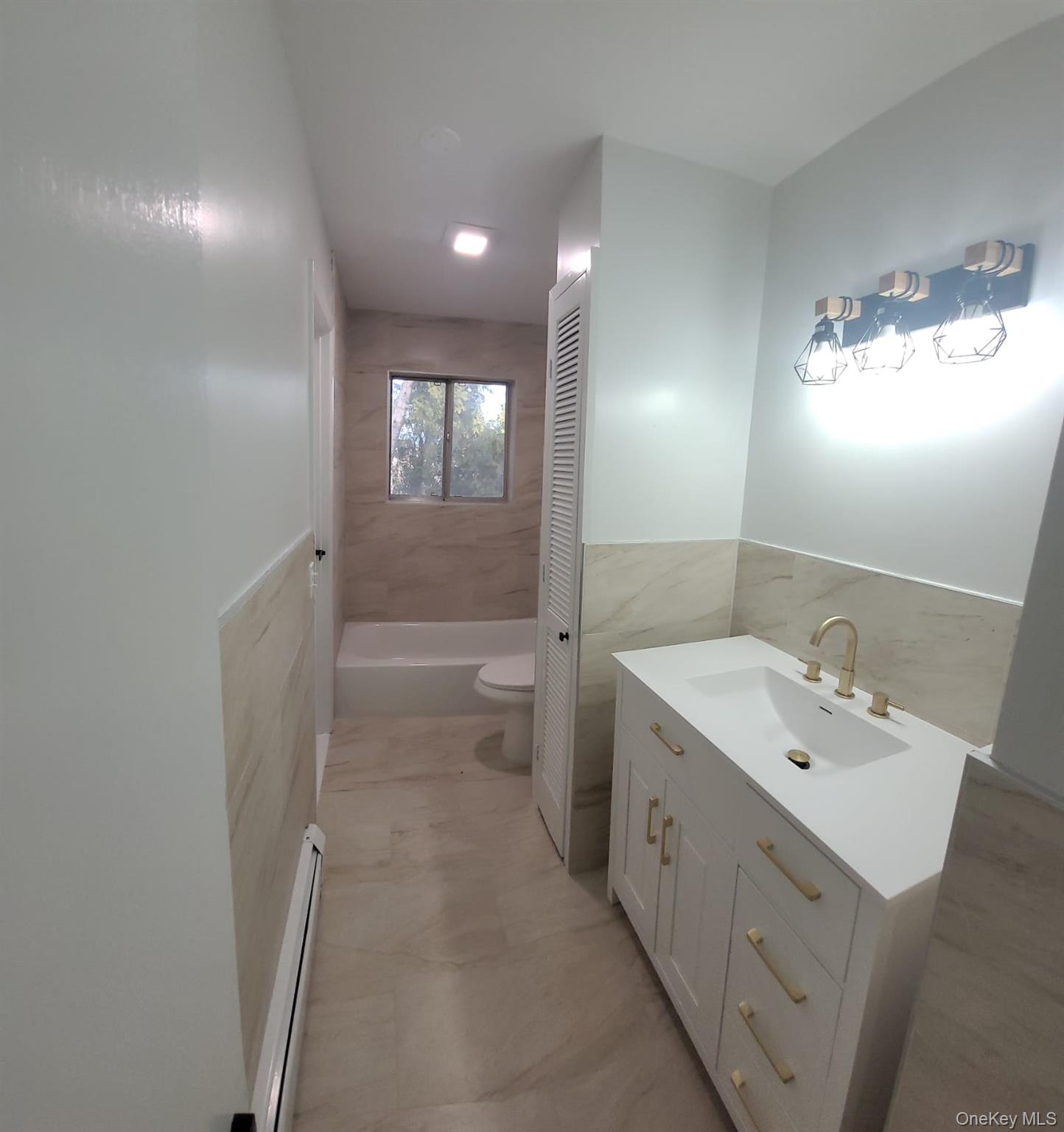 52 Surrey Road – For Rent photo 11