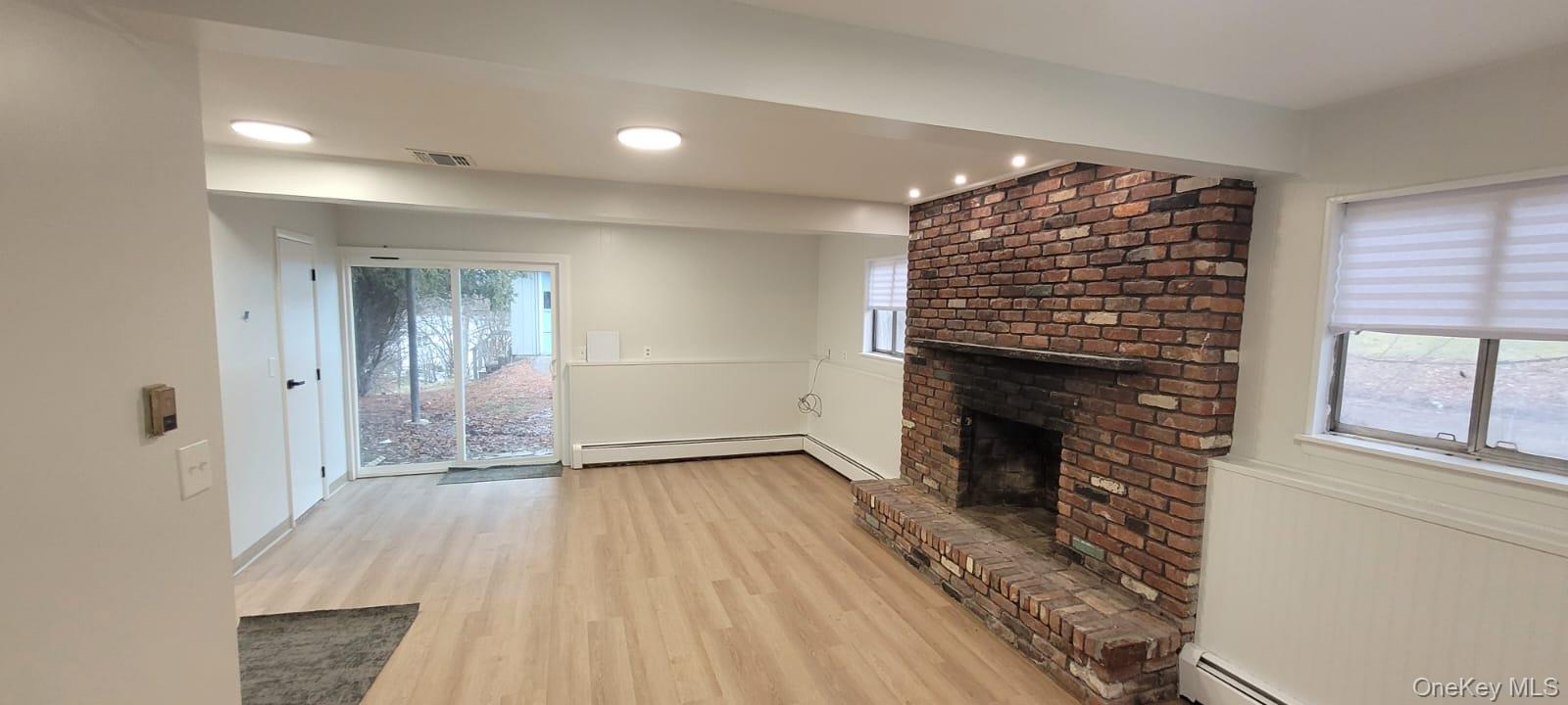 52 Surrey Road – For Rent photo 18