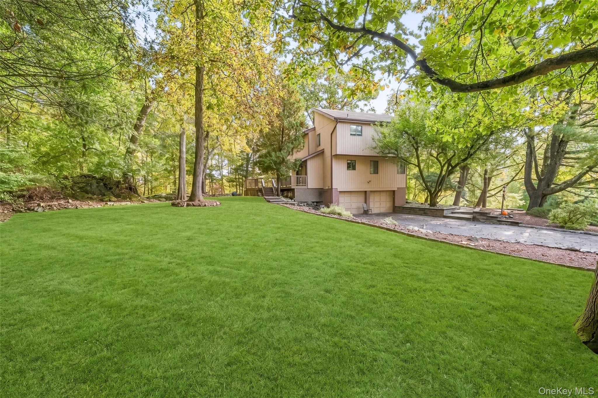 4 Amanda Court – For Sale photo 2