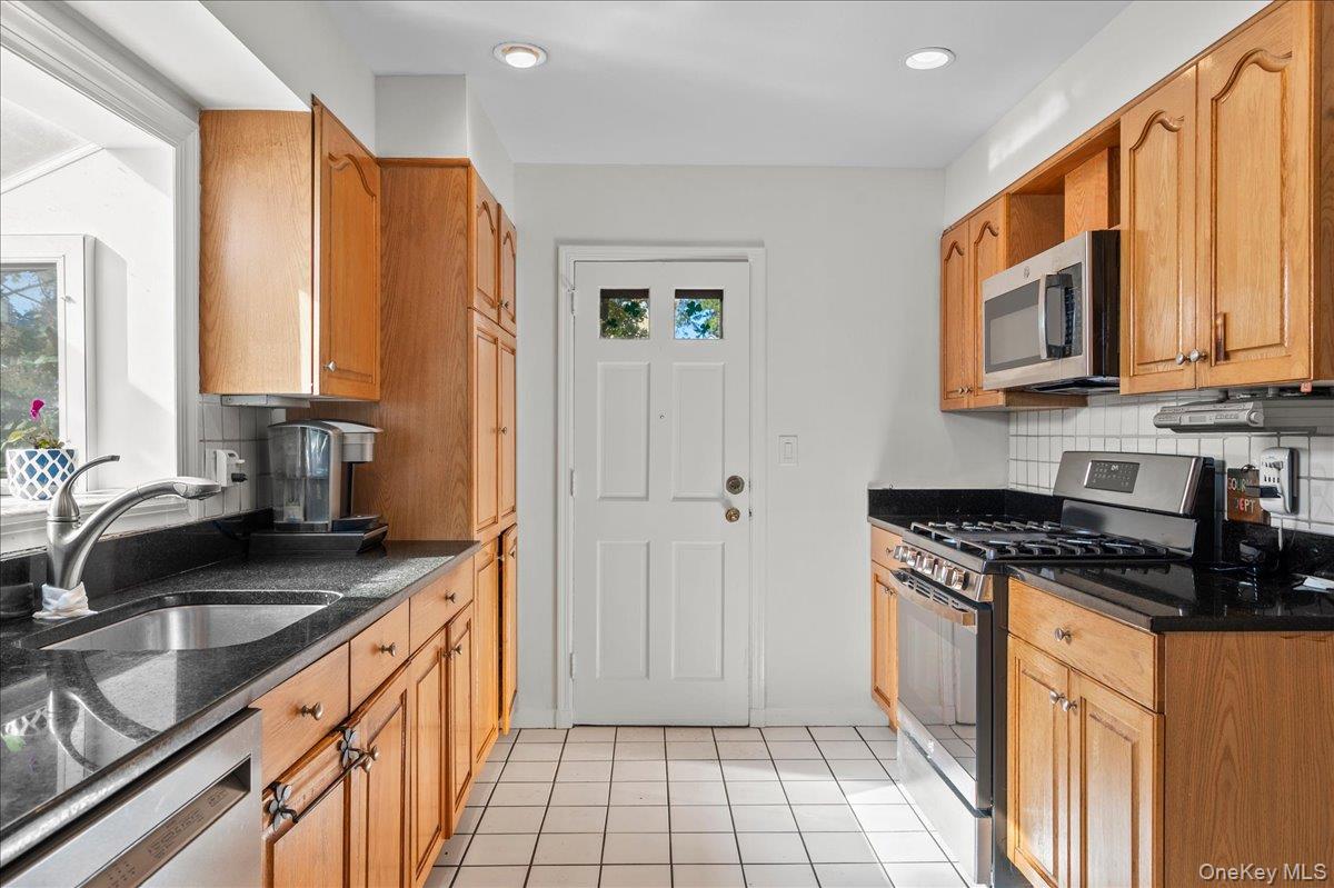 46 Robins Road – For Sale photo 10