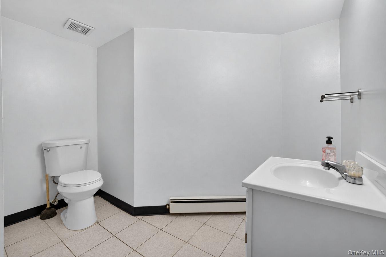 1871 Heckscher Avenue – For Sale photo 36