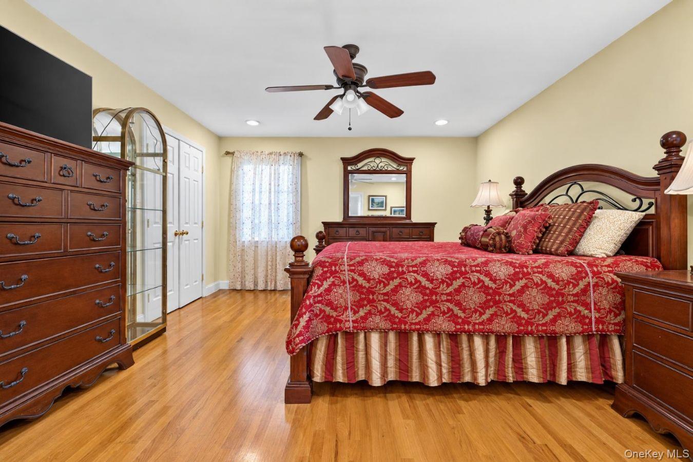 1871 Heckscher Avenue – For Sale photo 18