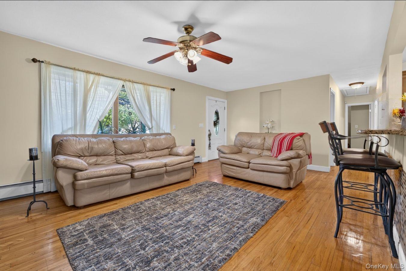 1871 Heckscher Avenue – For Sale photo 3