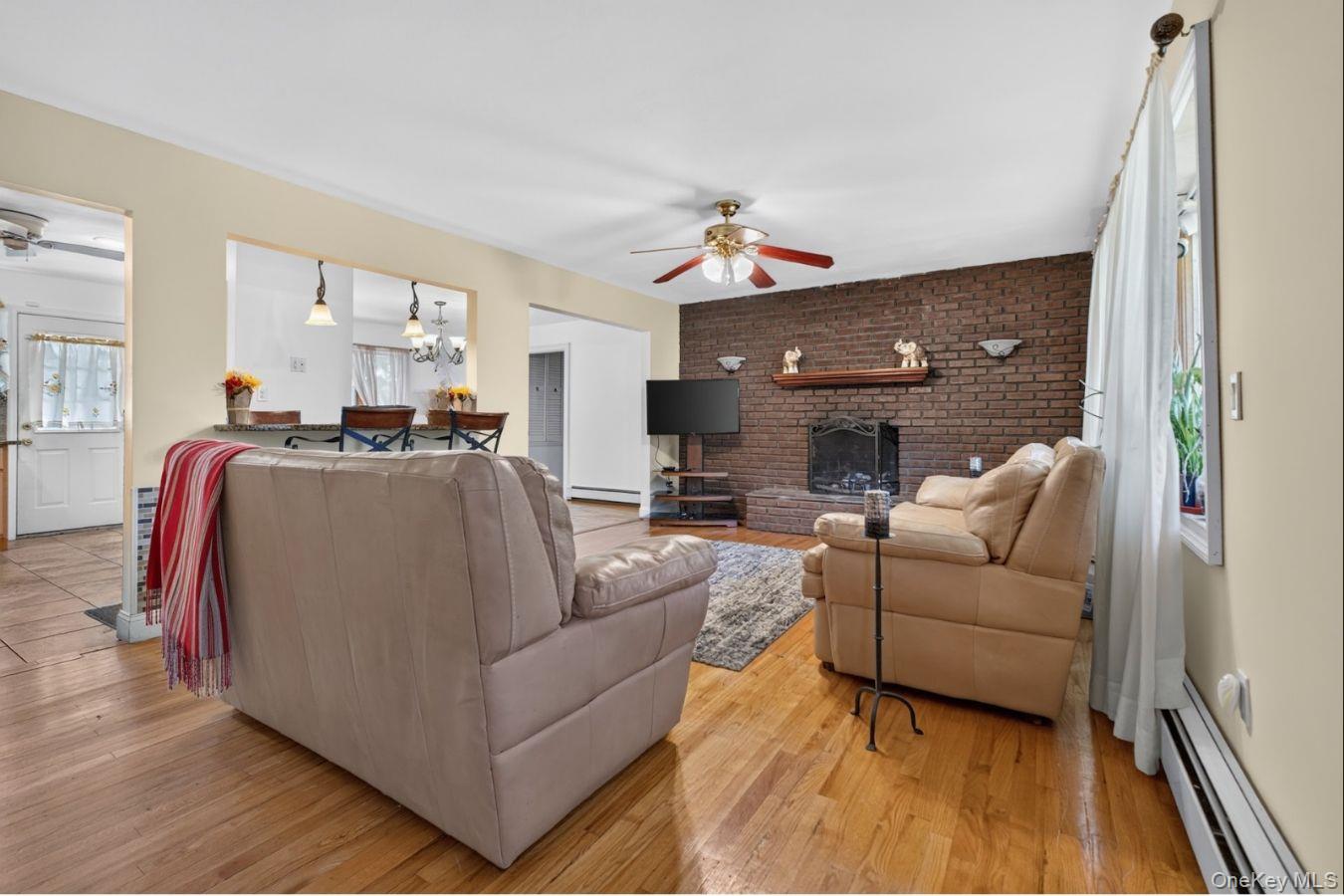 1871 Heckscher Avenue – For Sale photo 5
