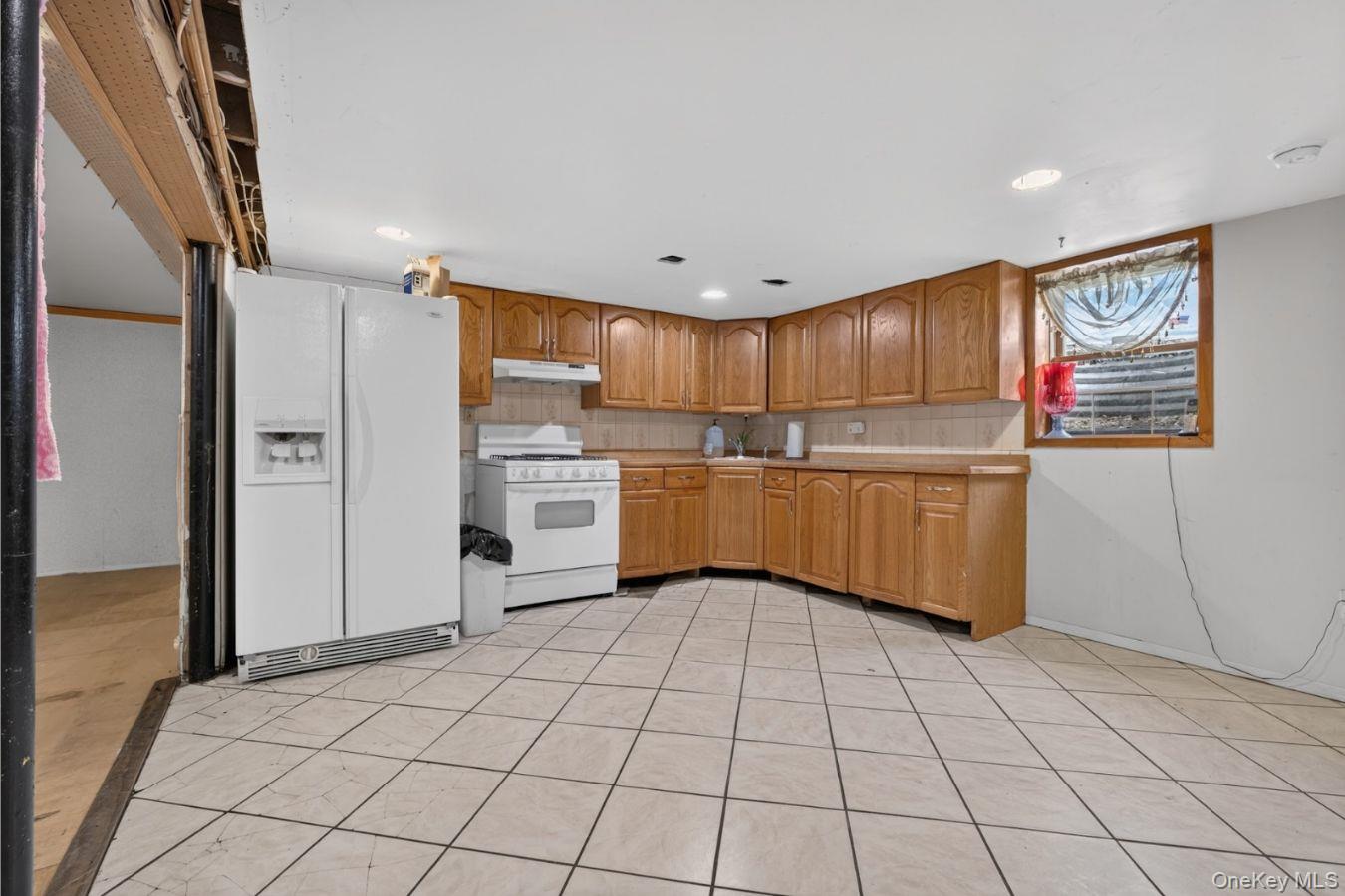 1871 Heckscher Avenue – For Sale photo 30