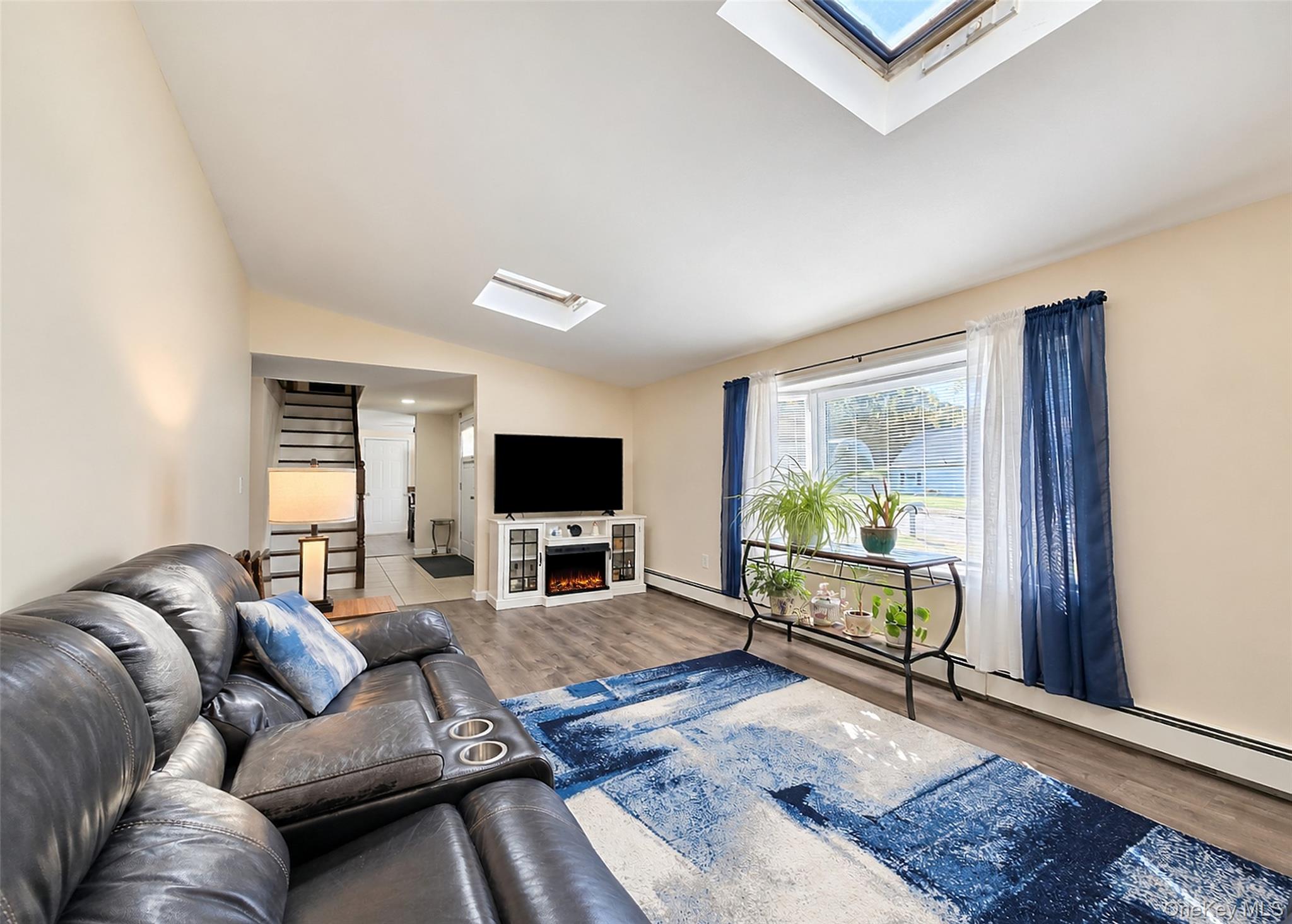 1343 Waverly Avenue – For Sale photo 5