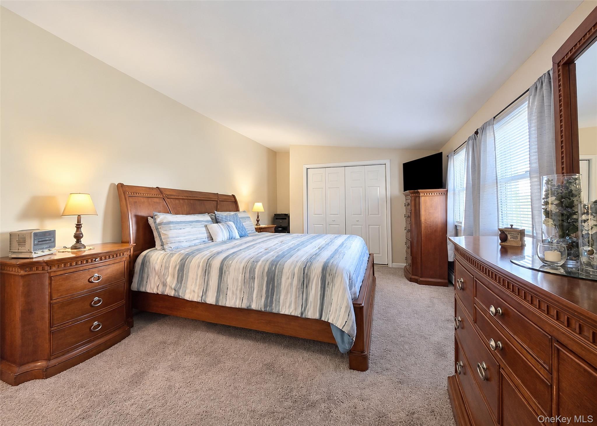 1343 Waverly Avenue – For Sale photo 11