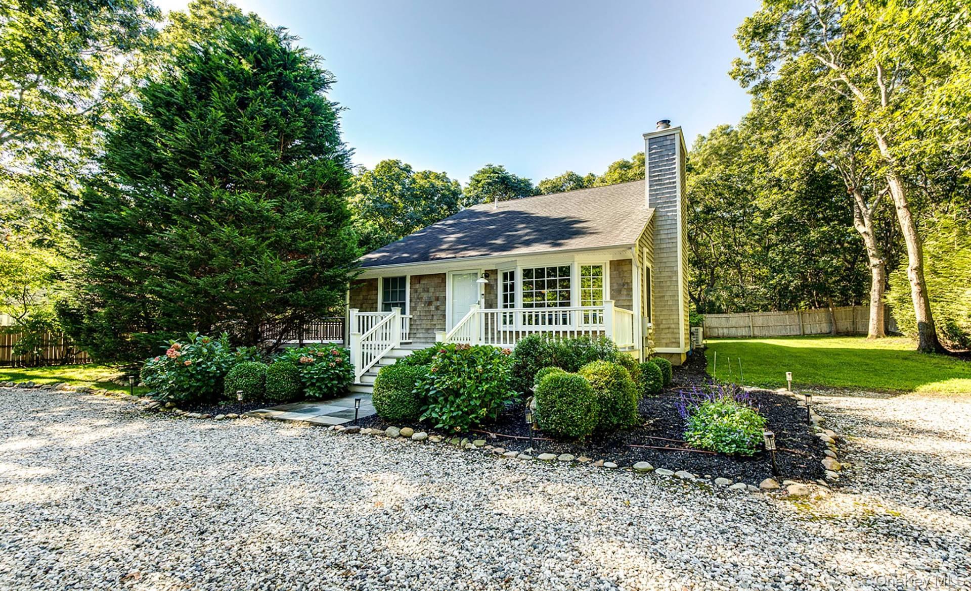 4 Montauk Boulevard – For Sale