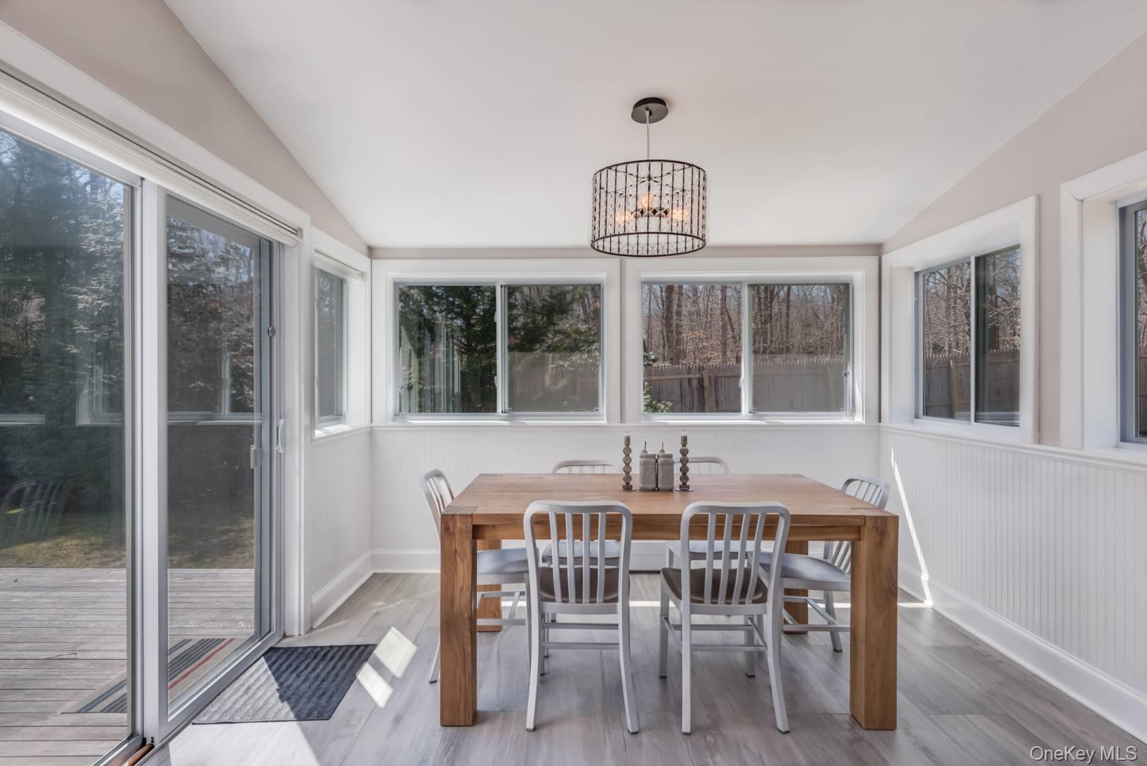 4 Montauk Boulevard – For Sale photo 6
