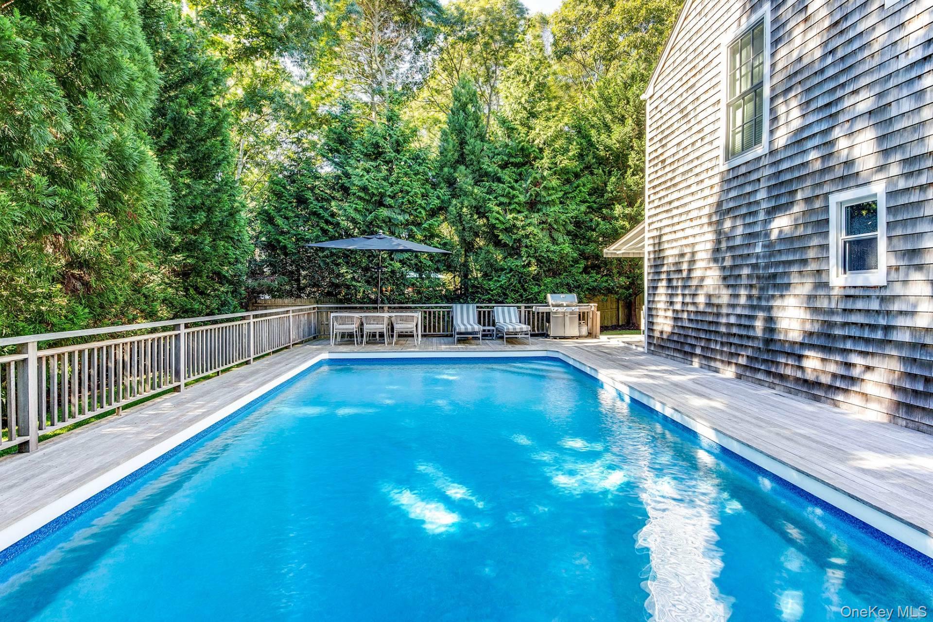 4 Montauk Boulevard – For Sale photo 27