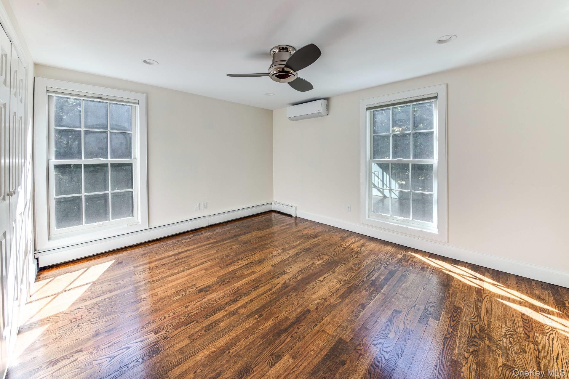 4 Montauk Boulevard – For Sale photo 20