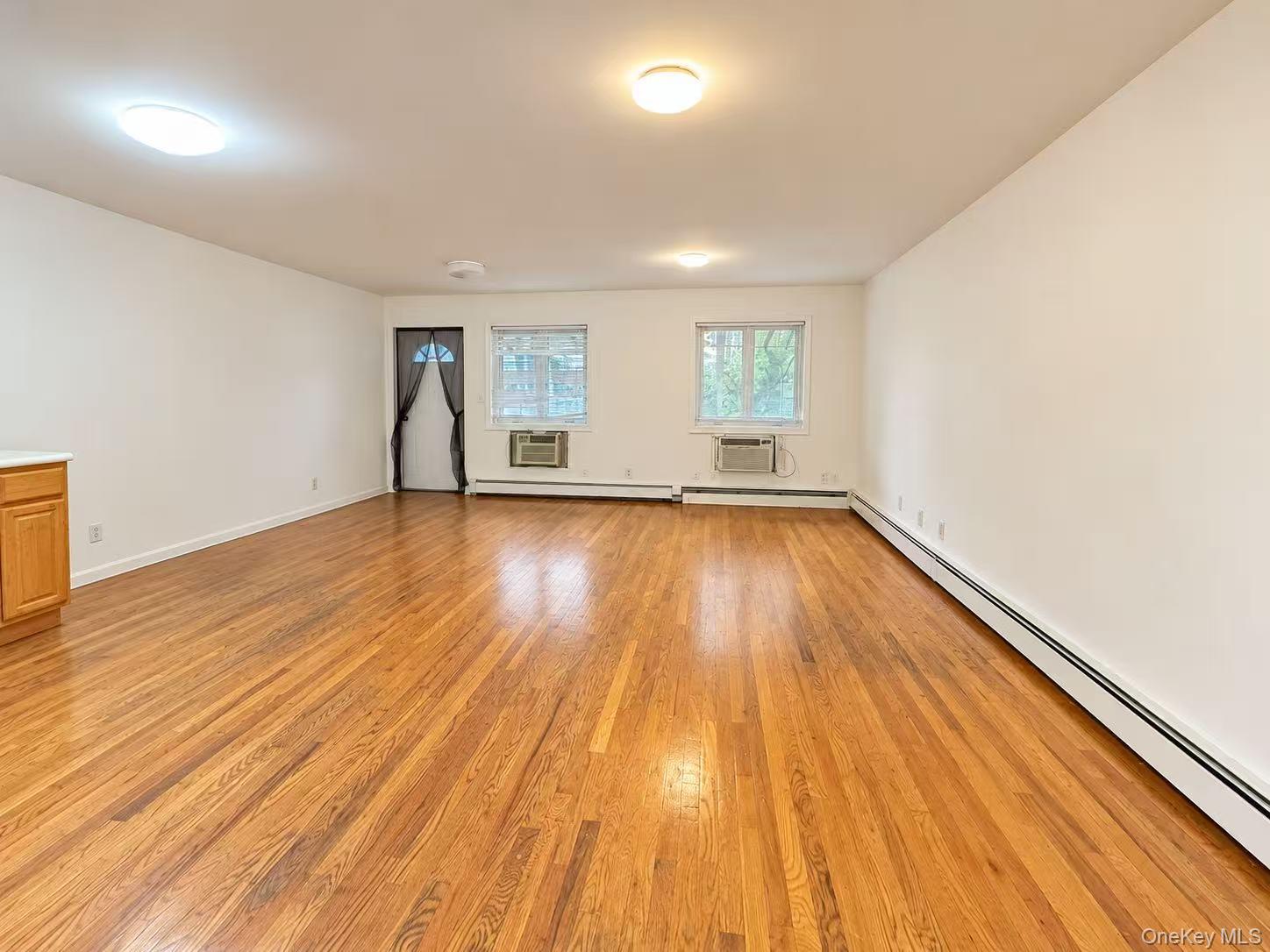 45-55 162 Street – For Rent photo 5