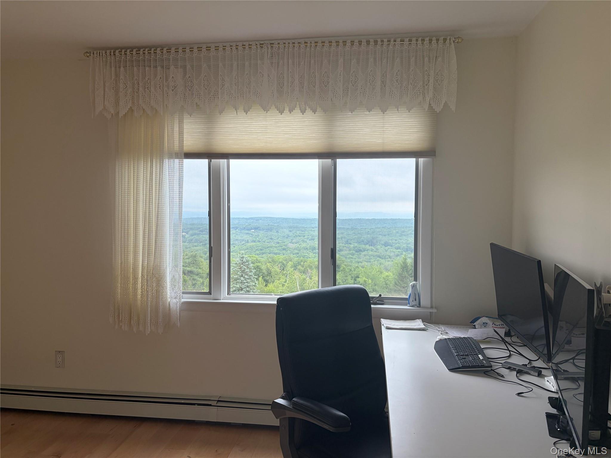 25 Panorama Lane – For Sale photo 14