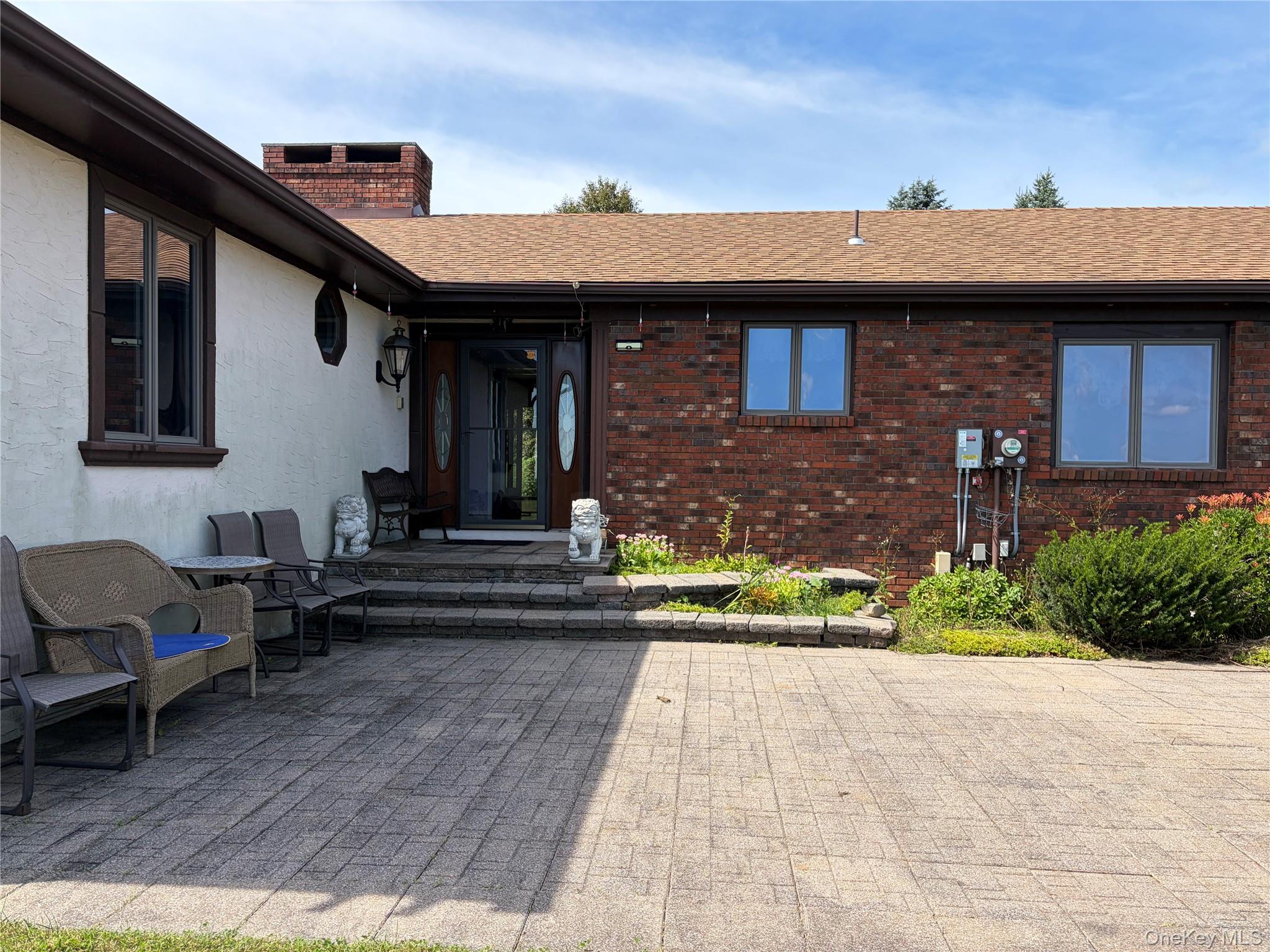 25 Panorama Lane – For Sale