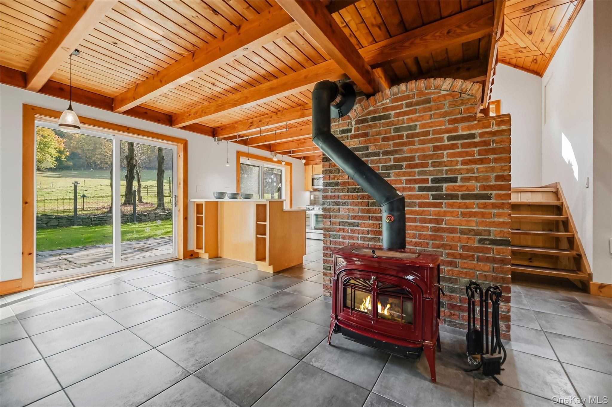 85 Foster Road – For Sale photo 6