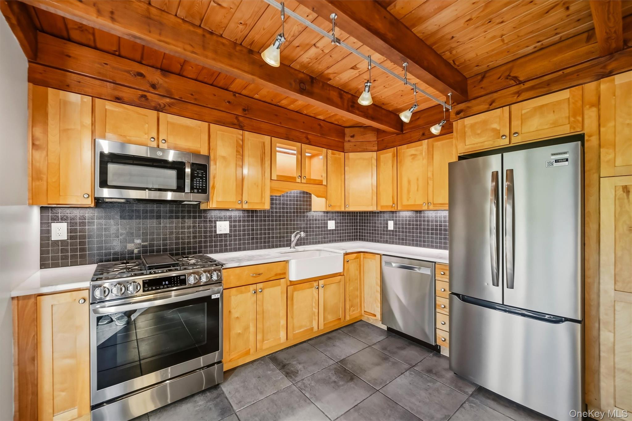 85 Foster Road – For Sale photo 10