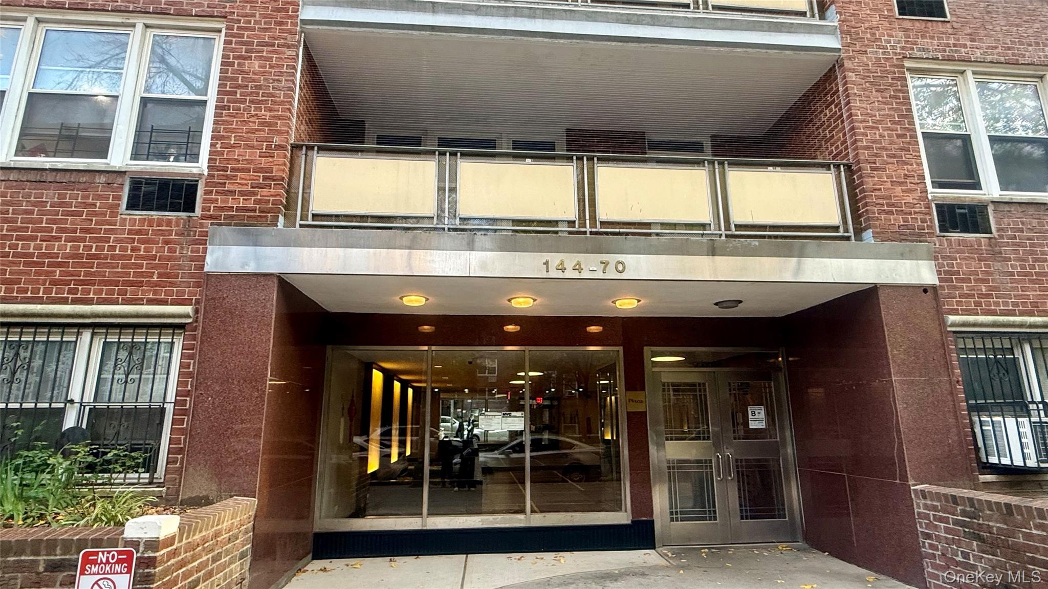 144-70 41st Avenue, Unit 6E photo 2