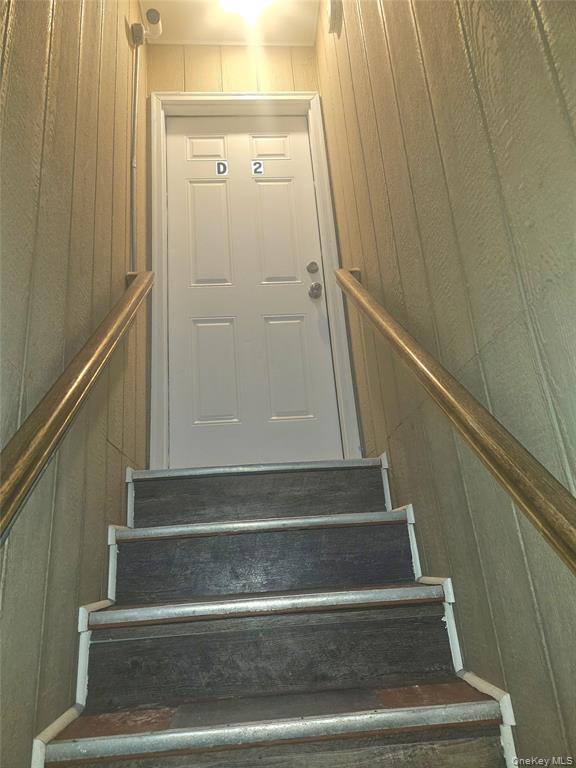 1471 Straight Path, Unit B1 photo 2