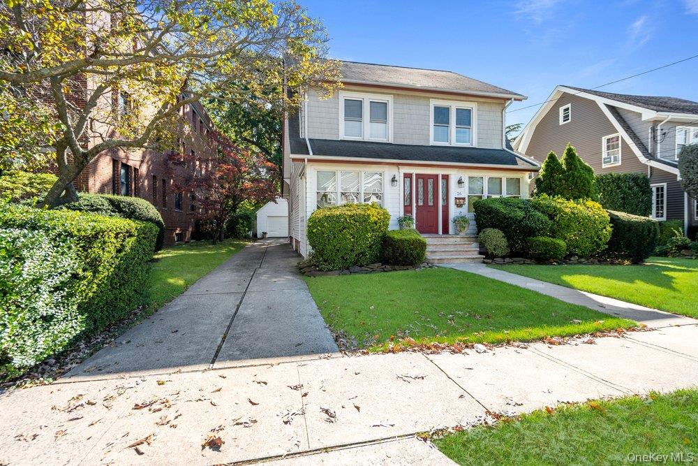 26 carman Avenue – For Sale photo 3